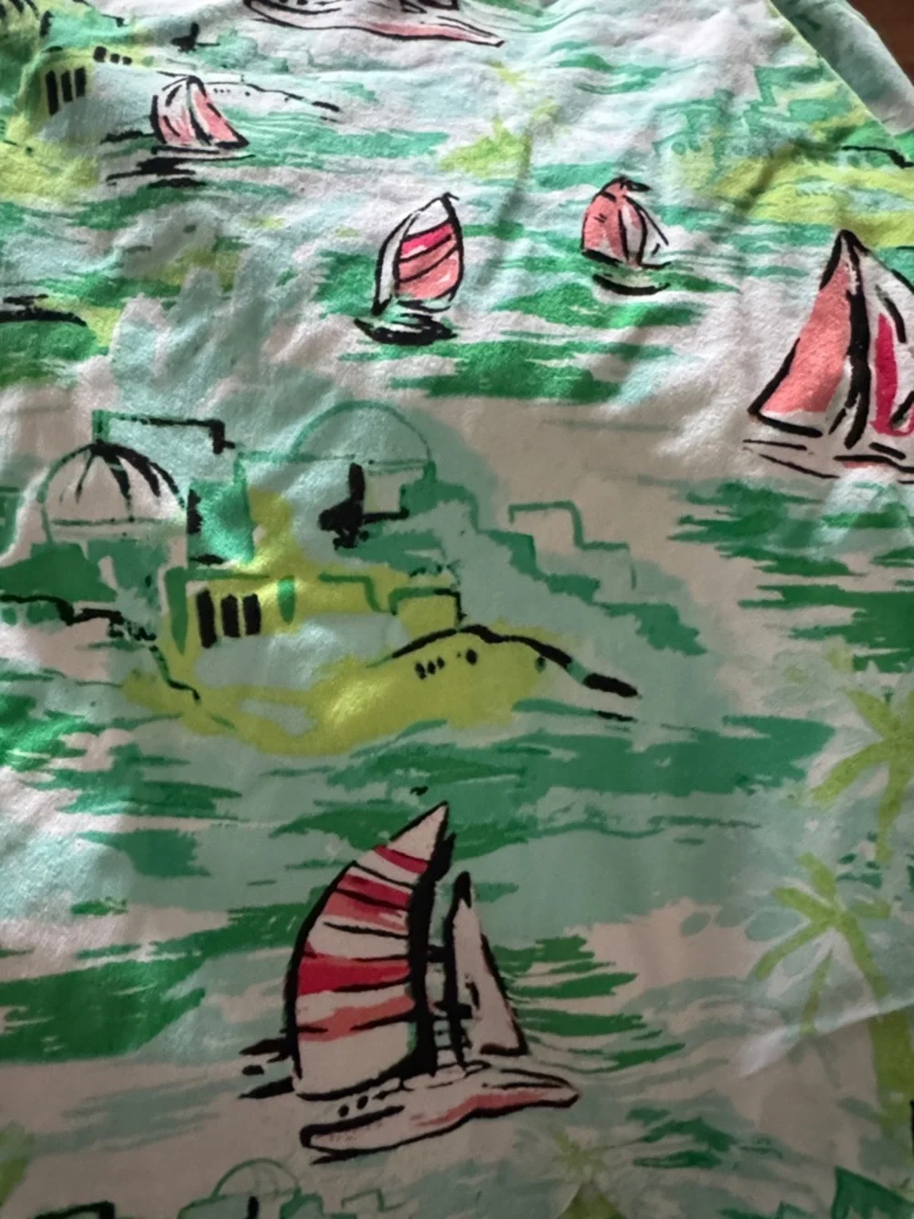 crown & ivy Sailboat Print Scallop Hem Shorts - Green & Pink